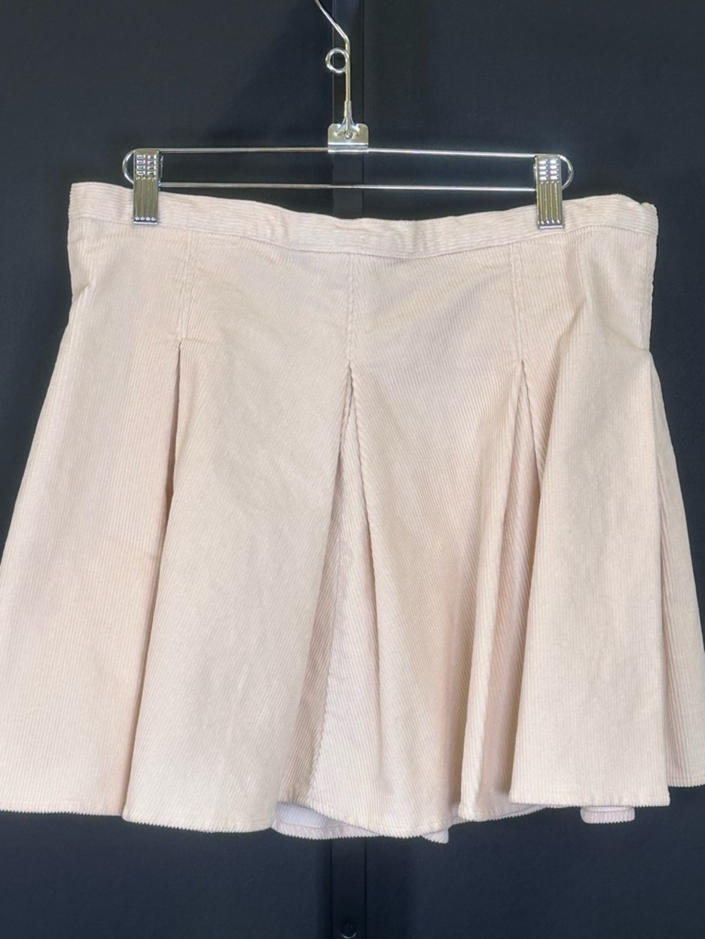 #167- NWT Kohl's SO High Rise Blush/Cream Corduroy‎ Pleated Mini Skirt